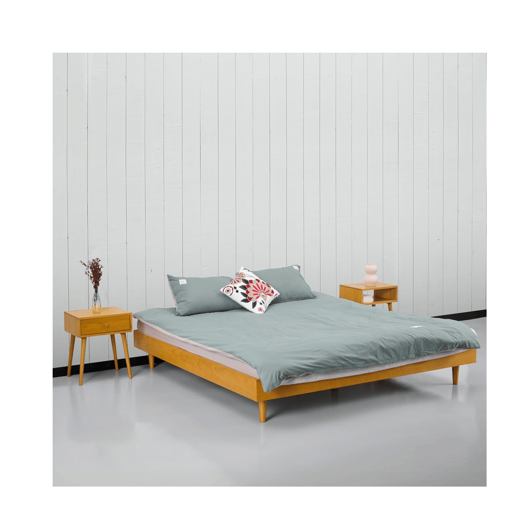 NTC Fly wooden platform bed in modern bedroom