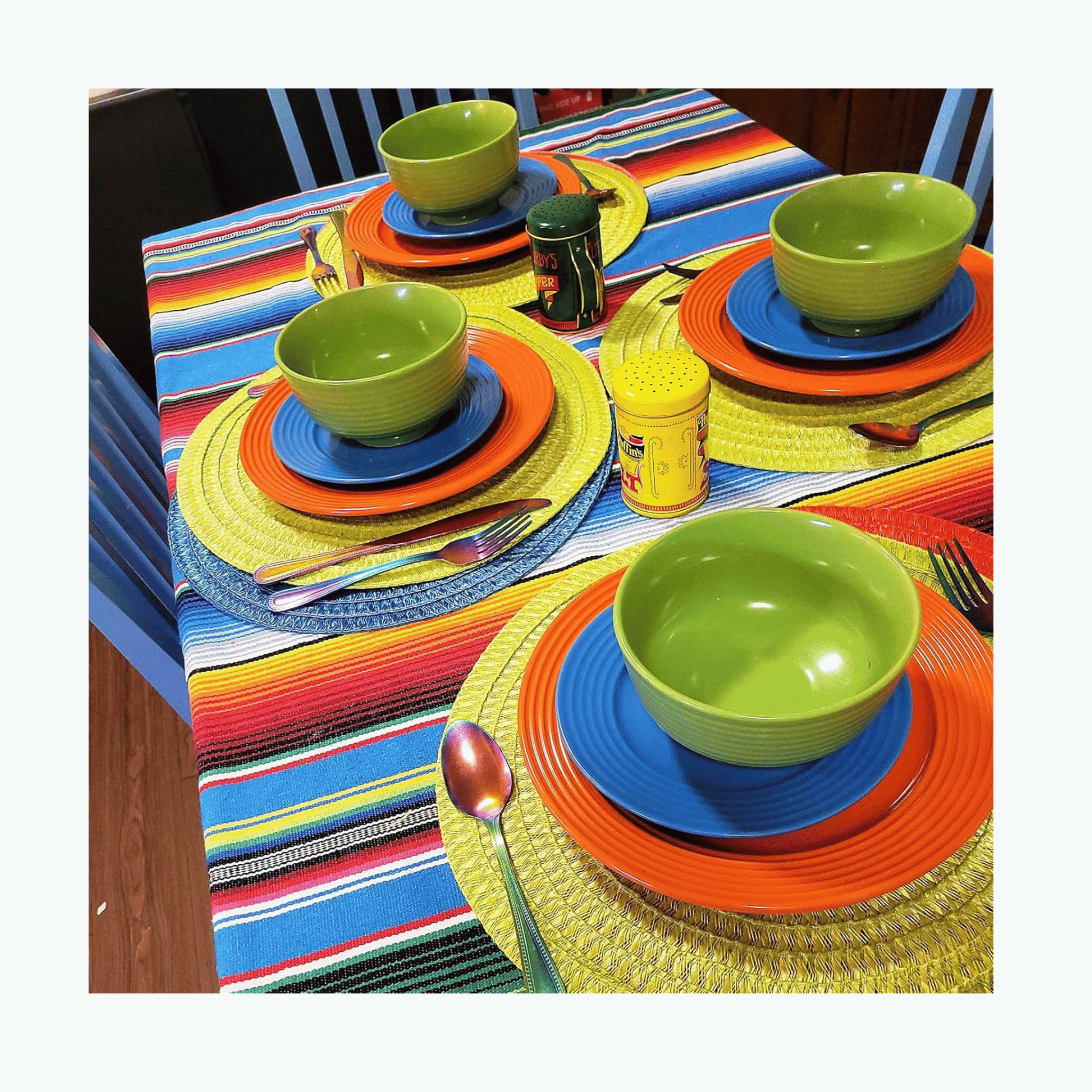 AerWo colorful dining blanket