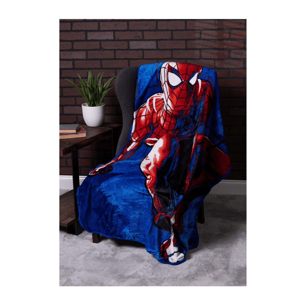 Spiderman silk touch superhero kids blanket.